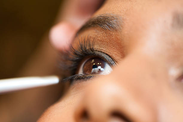 পুজোয় আকর্ষণীয় লুক: এই সহজ টিপ্‌সগুলি অনুসরণ করে পুজোর সময়ে আপনার মুখের গড়ন অনুযায়ী সঠিক আইব্রো প্লাক করুন। এটি আপনার মেকআপ লুকে এনে দেবে সম্পূর্ণতা এবং আপনাকে আরও আকর্ষণীয় করে তুলবে।  (এই প্রতিবেদনটি ‘আনন্দ উৎসব’ ফিচারের একটি অংশ।)