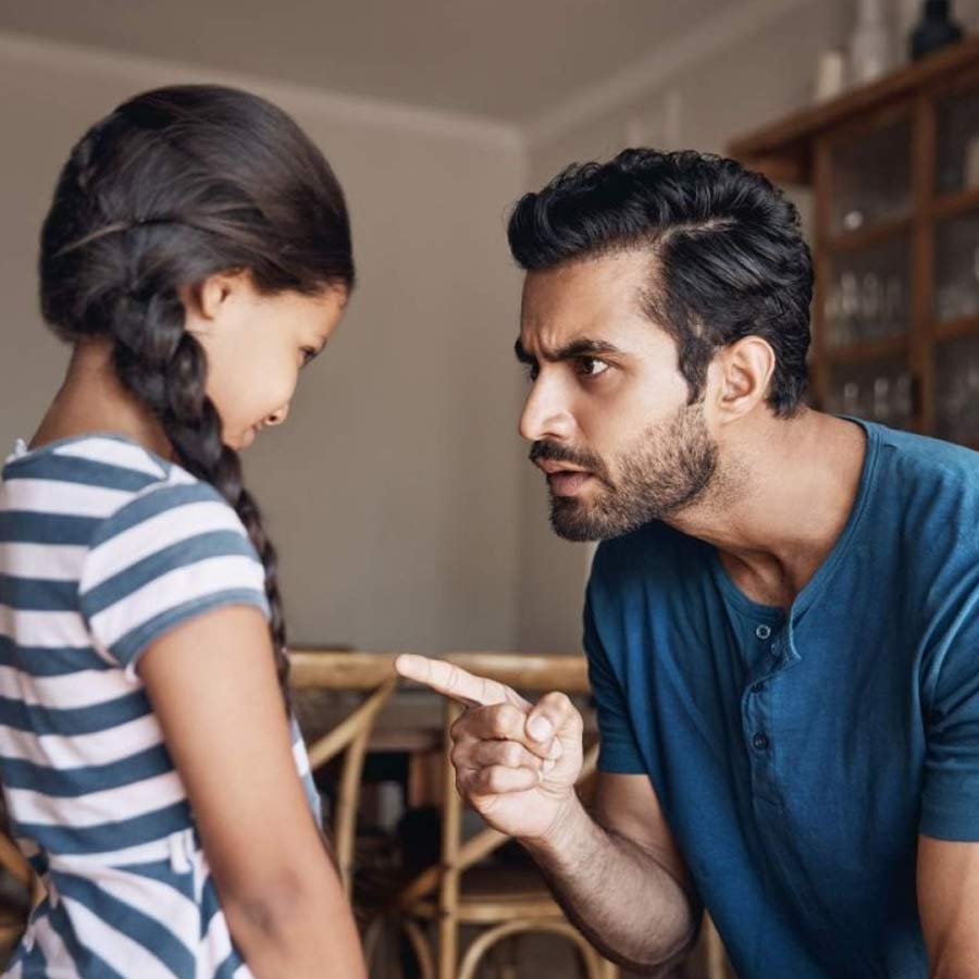 5 Common Habits Parents Shouldn’t Pass Down to Their Children