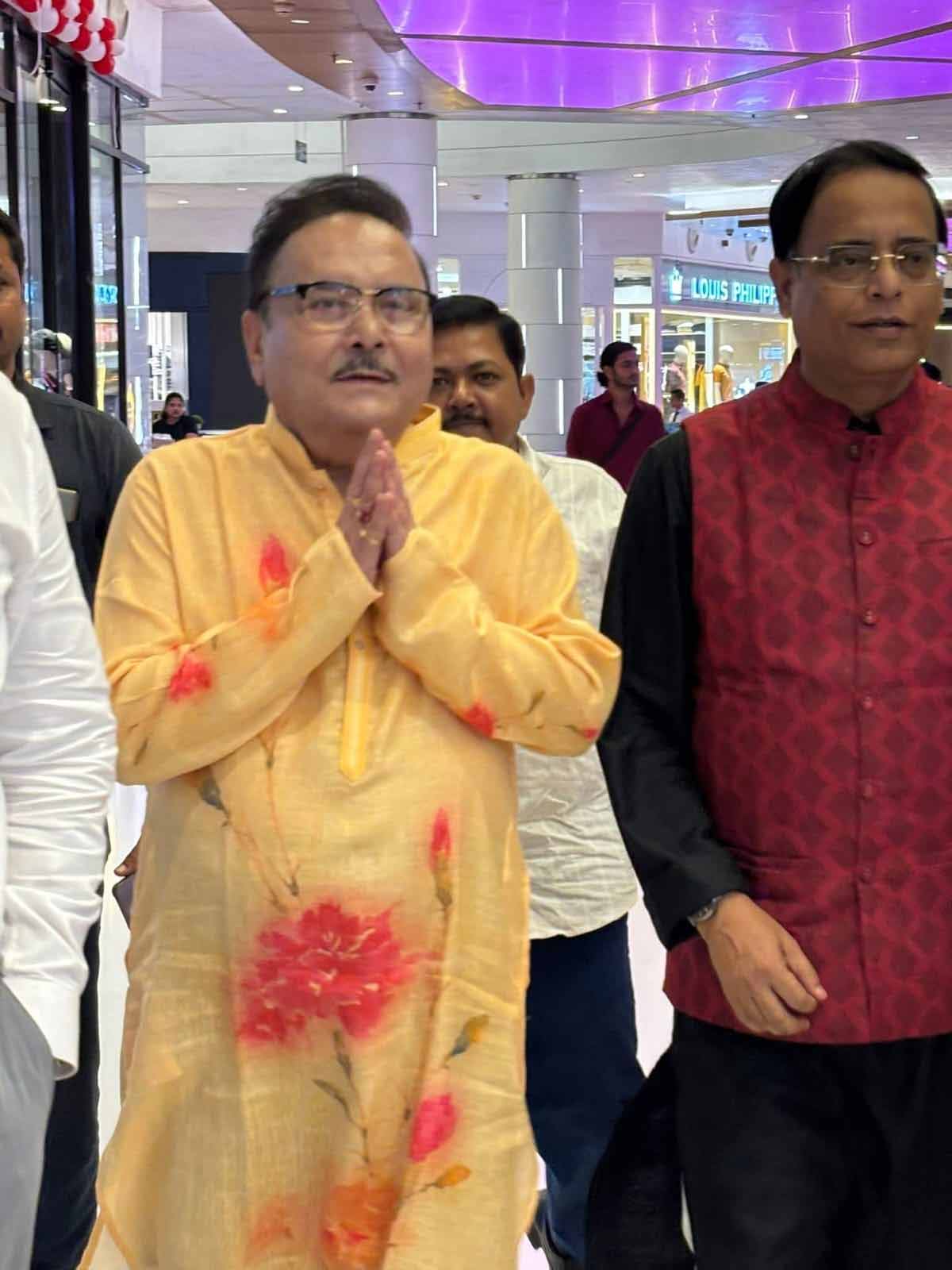 মদন মিত্র।