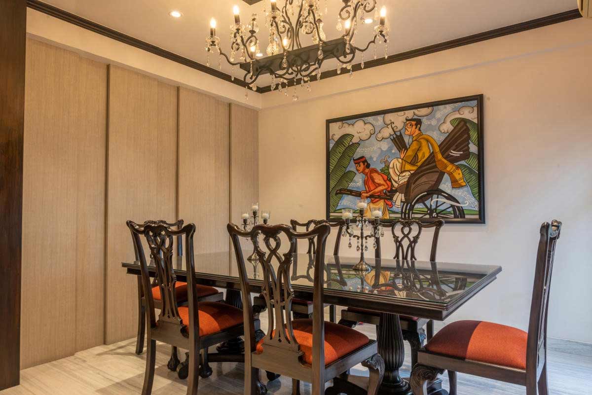 ডাইনিং রুম।