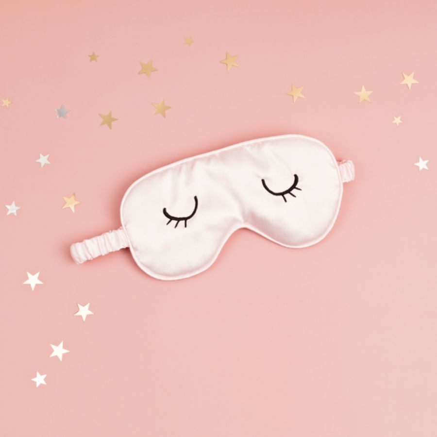 ১০. স্লিপ কেয়ার – পর্যাপ্ত ঘুম এবং স্ট্রেসমুক্ত থাকা গ্লাস স্কিনের সবচেয়ে বড় সিক্রেট।  (এই প্রতিবেদনটি 'আনন্দ উৎসব' ফিচারের একটি অংশ)।