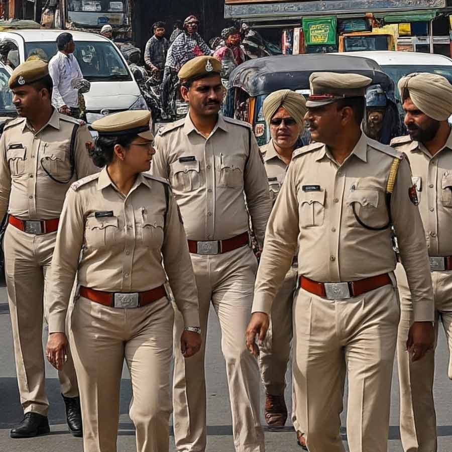 A man from Madhya Pradesh has accused the head priest of an ashram in Vrindavan of harassing him, Police started enquiry