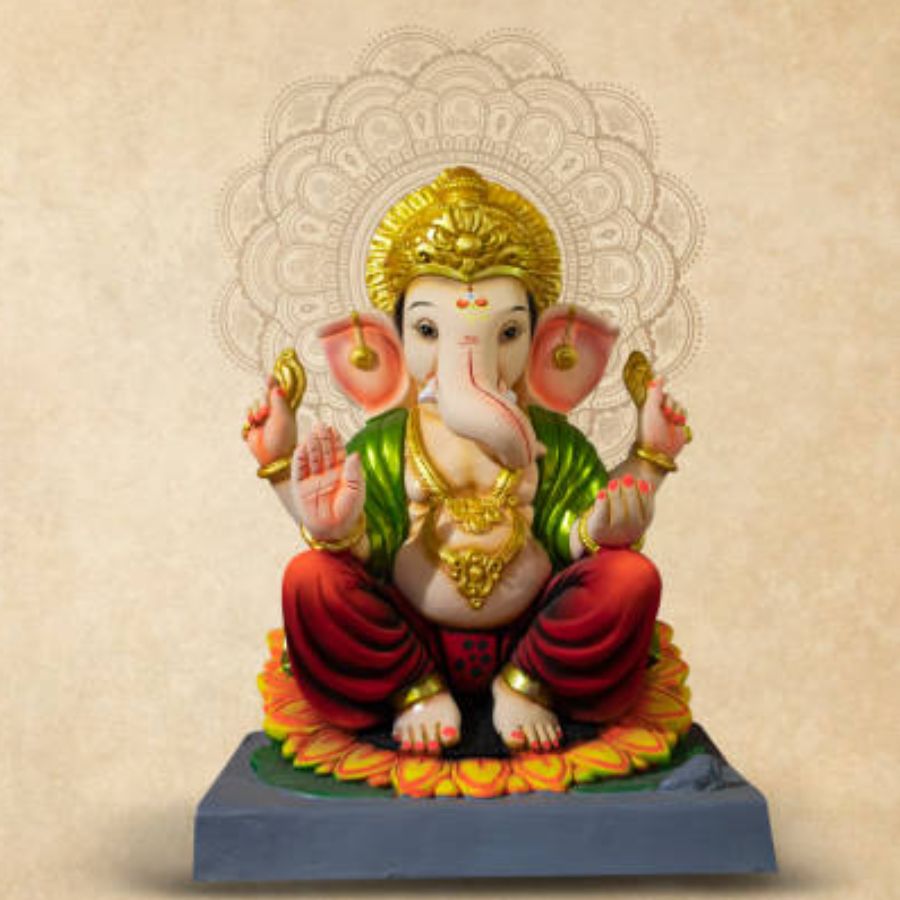 ৪। গণেশ চতুর্থী তো এসেই গেল। ঘুরে দেখা যাক কলকাতার সেরা কিছু গণেশ পুজো। 