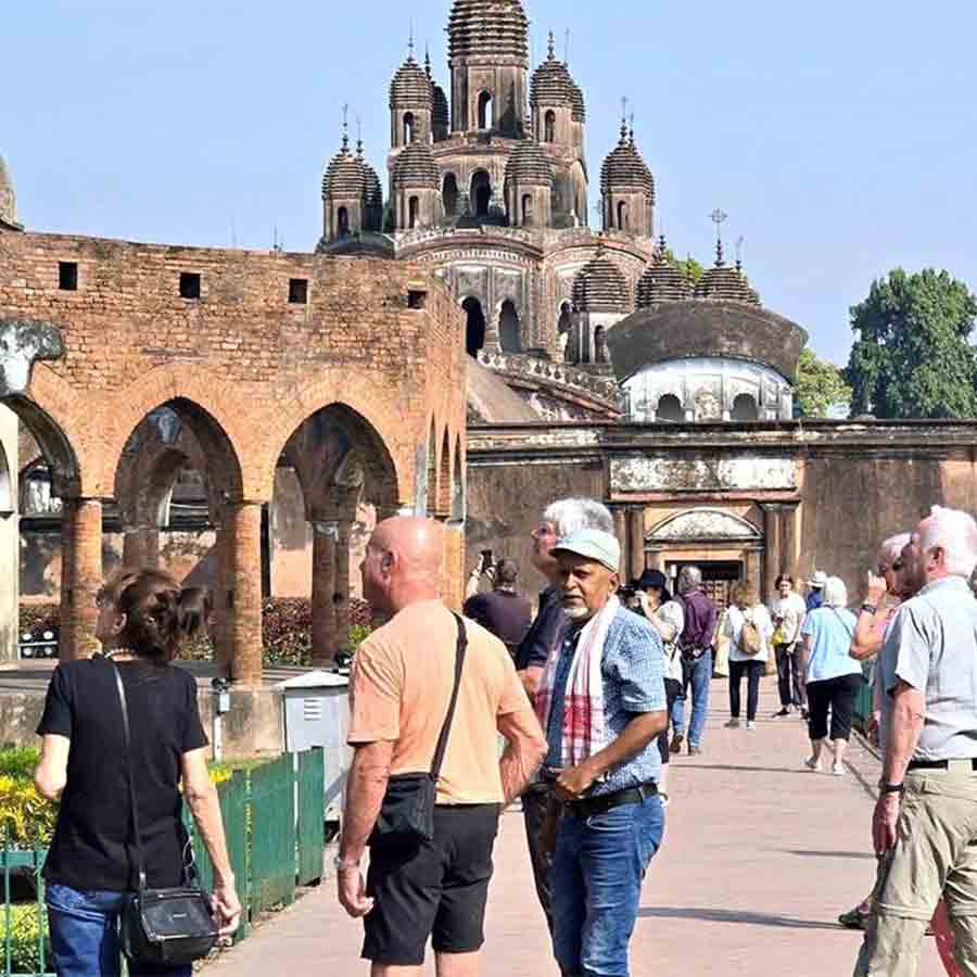 Poor tourism infrastructure at Kalna