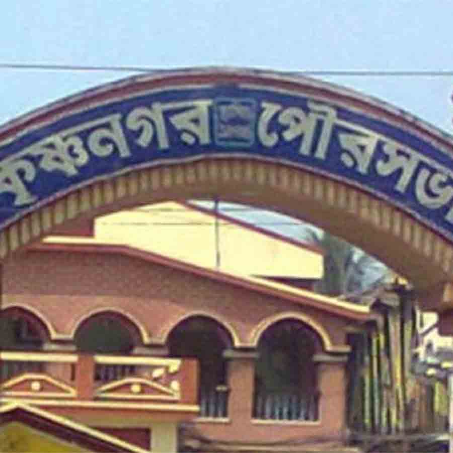 'Ghost' employee at Krishnanagar Municipality