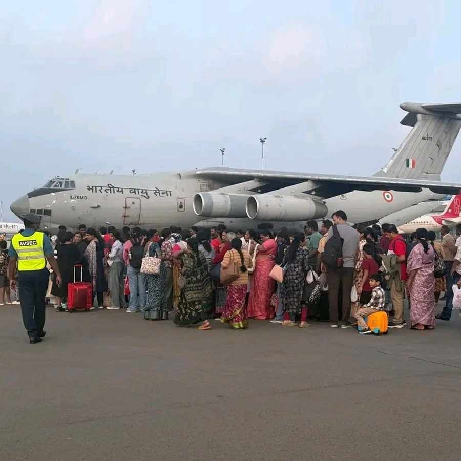 Cyclone Ditwah weakens into Deep Depression as IAF evacuates stranded persons from Sir Lanka dgtl