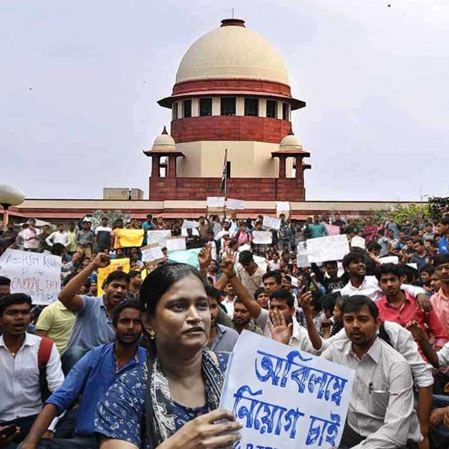 Supreme Court did not interfere in SSC case of 26 thousand job cancellation and new recruitment process dgtl