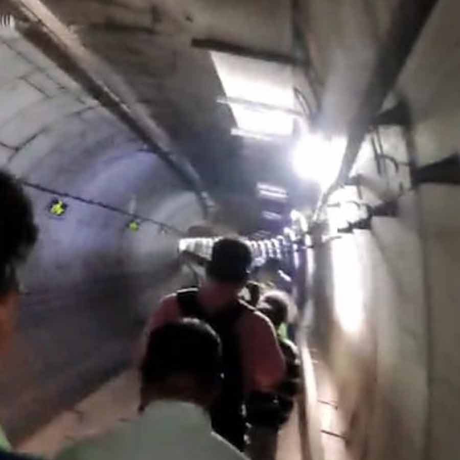 Chennai metro stuck inside tunnel with passengers, what happened next dgtl