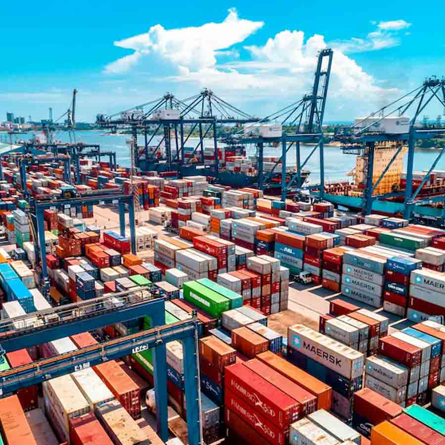 Turkey is contracting TF-2000 air defence destroyer, a big concern for Greece, Cyprus and Russia