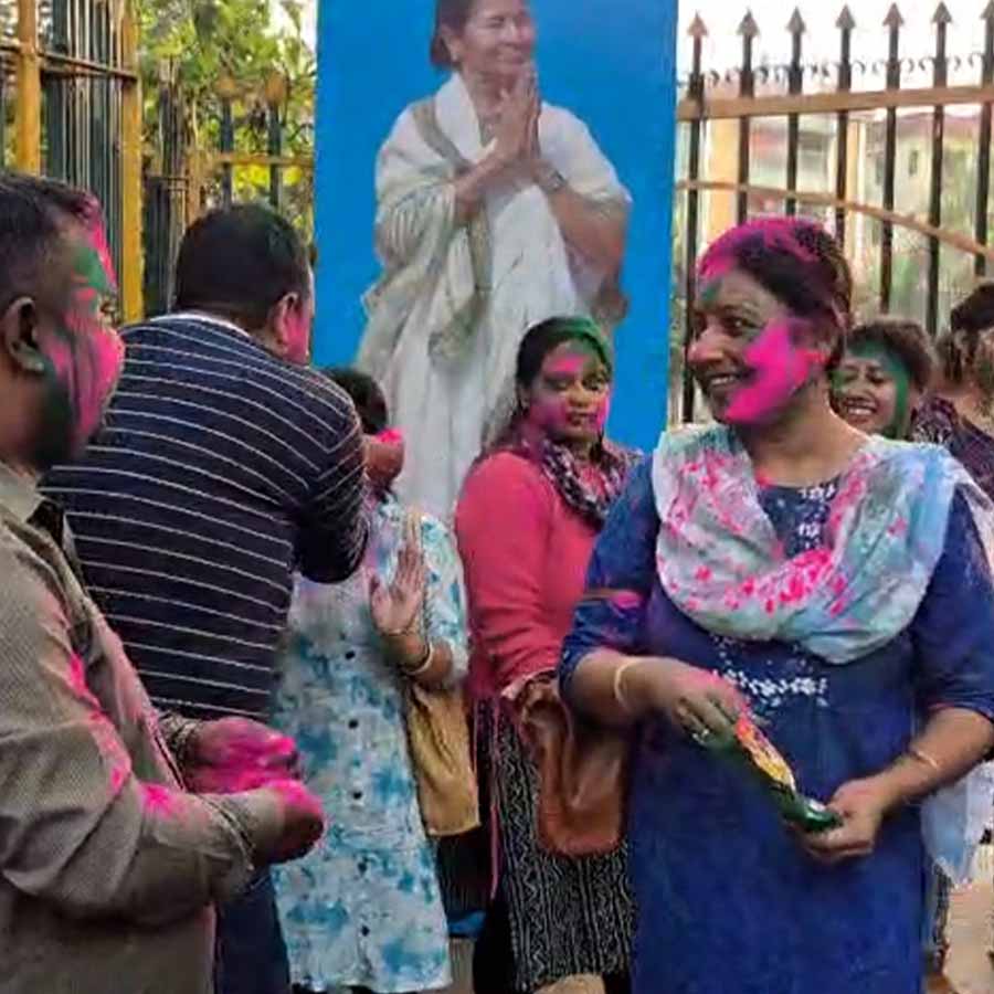 Teachers elated as Calcutta High Court verdict brings relief dgtl