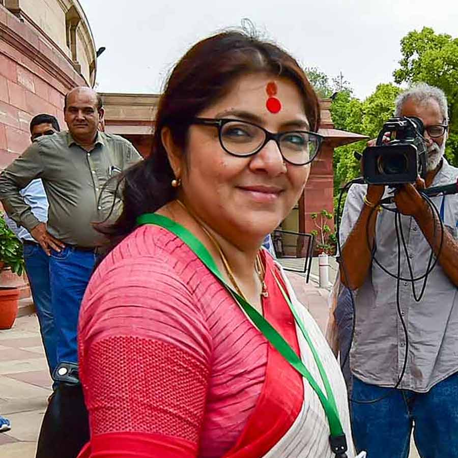 Actress Locket Chatterjee shares her birthday plan and memories dgtl