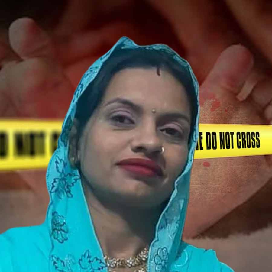 অভিযুক্ত মহিলা পুনম। ছবি: সংগৃহীত।