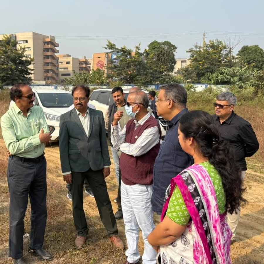 Siliguri Mayor inspects space of Mahakal temple in Matigara