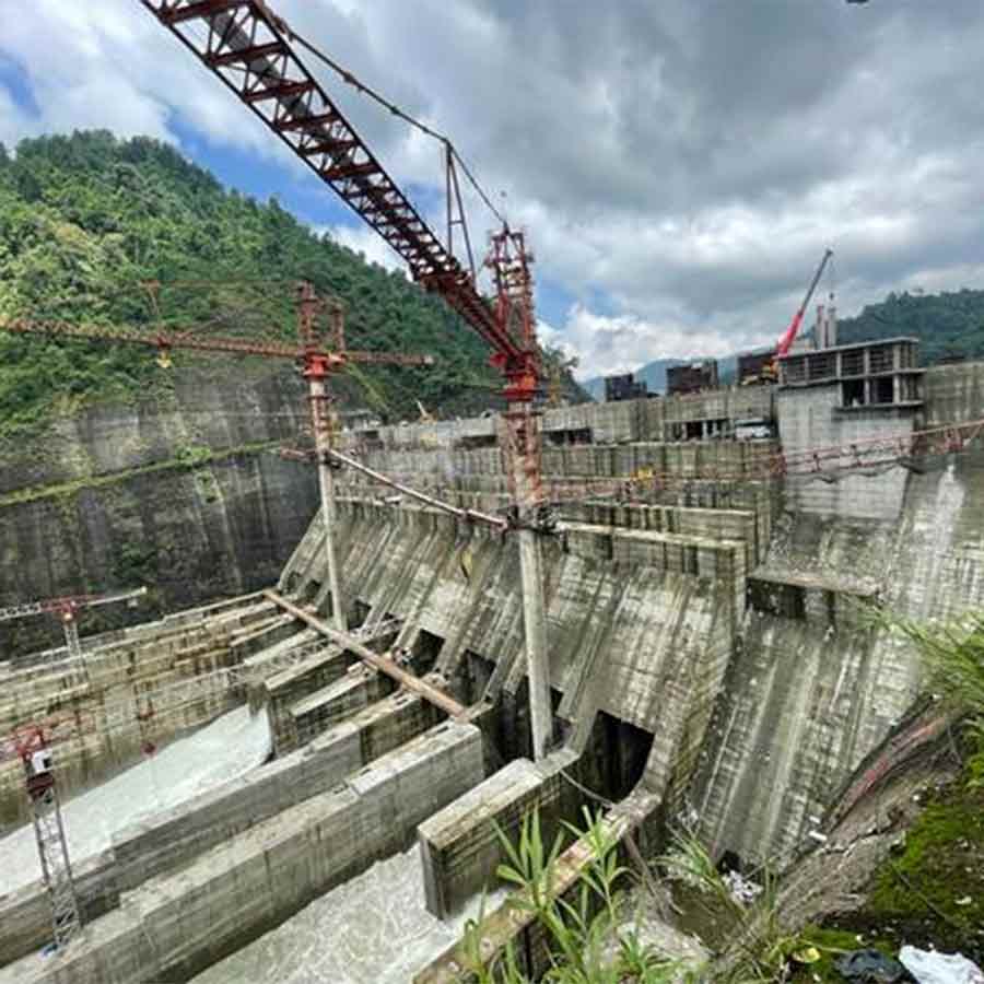 সুবনসিরি লোয়ার হাইড্রোইলেকট্রিক পাওয়ার।