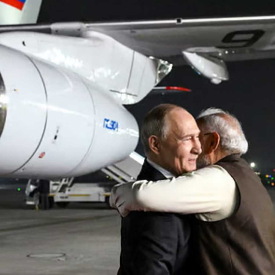 Toyota Fortuner Sigma 4 MT Steals the Spotlight as PM Narendra Modi and Vladimir Putin  Ride Together in Delhi