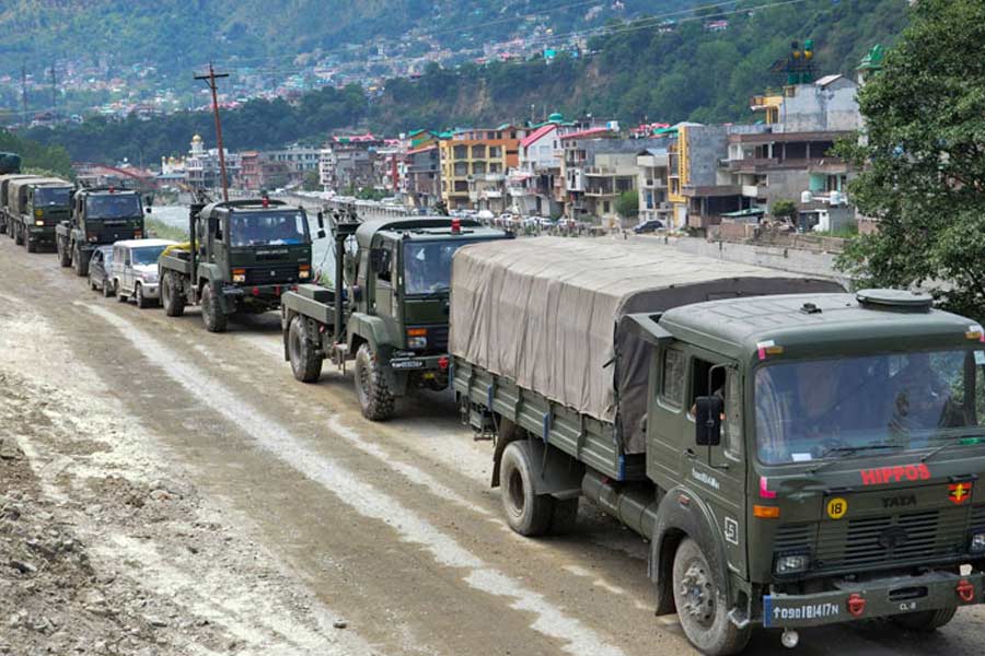 Does China deploy humanoid robot near LAC for spying on Indian Army, viral video sparks controversy