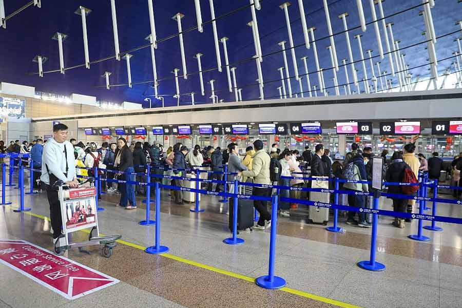 Does China deploy humanoid robot near LAC for spying on Indian Army, viral video sparks controversy