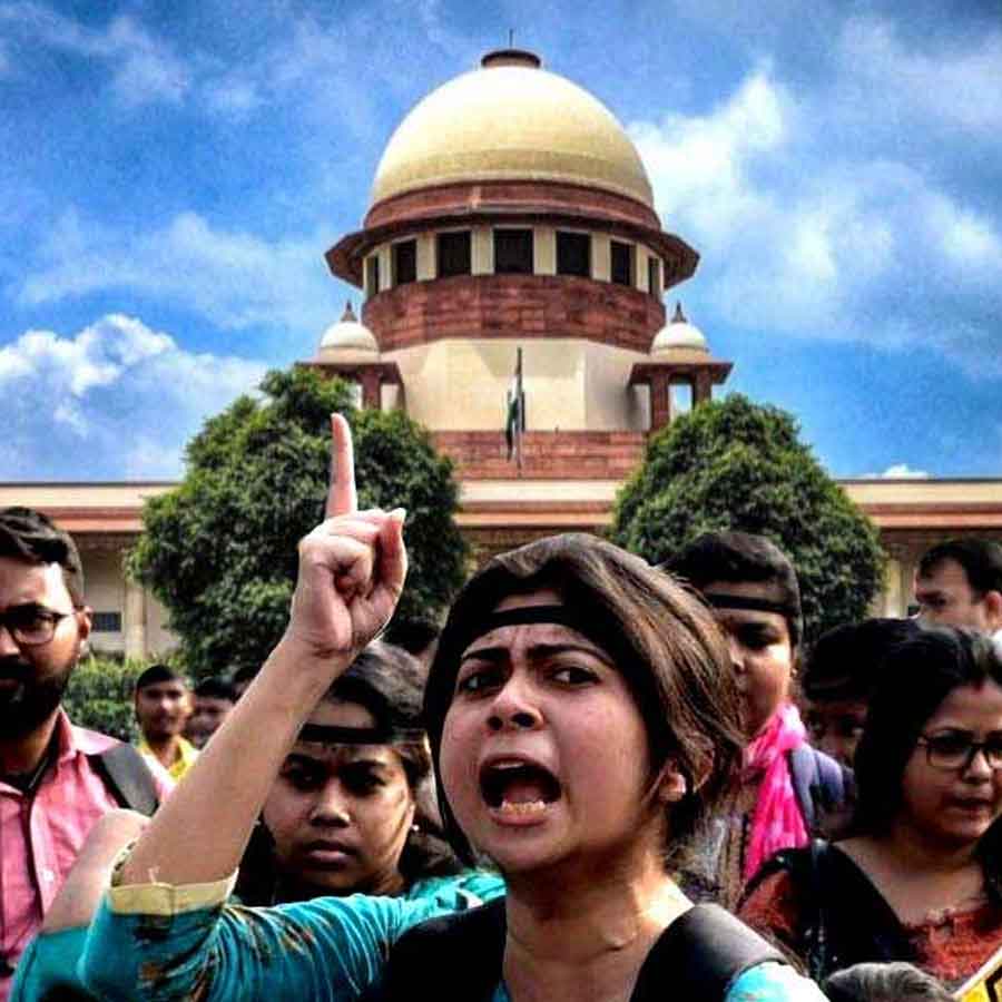 প্রাথমিকের মামলা নিয়ে সুপ্রিম কোর্টে পর্ষদ।