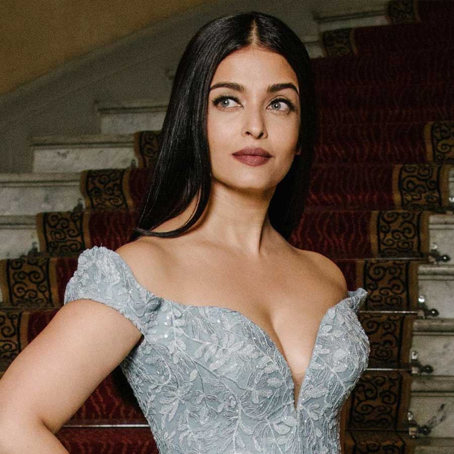 Aishwarya Rai talks about Insecurities On not Singing films