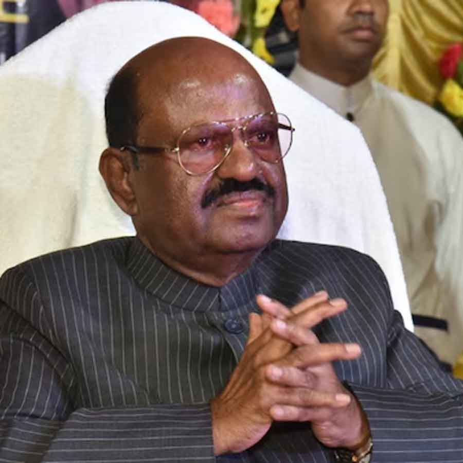 রাজ্যপাল সিভি আনন্দ বোস।