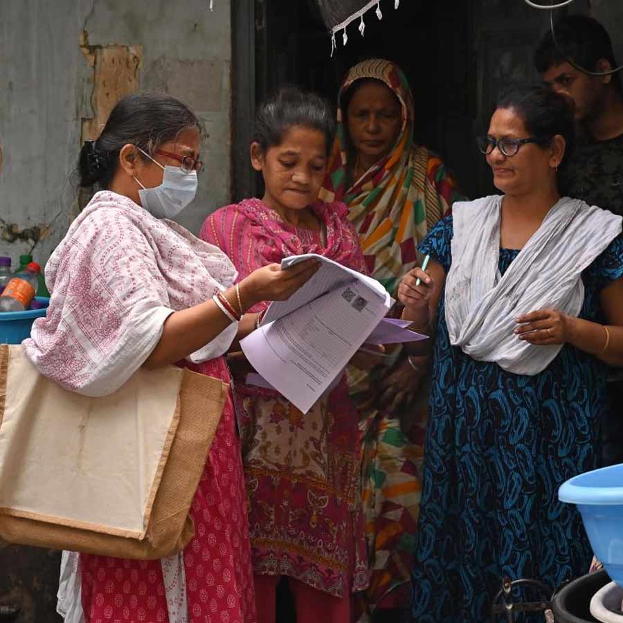 BLOs are not being paid due to state government\\\'s non-payment, alleges Election Commission