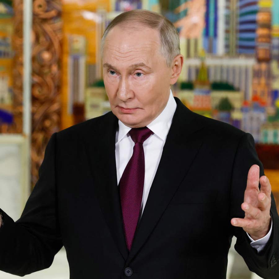 PM Narendra Modi first time met Vladimir Putin in 2001, photos go viral amid Russian President’s India visit