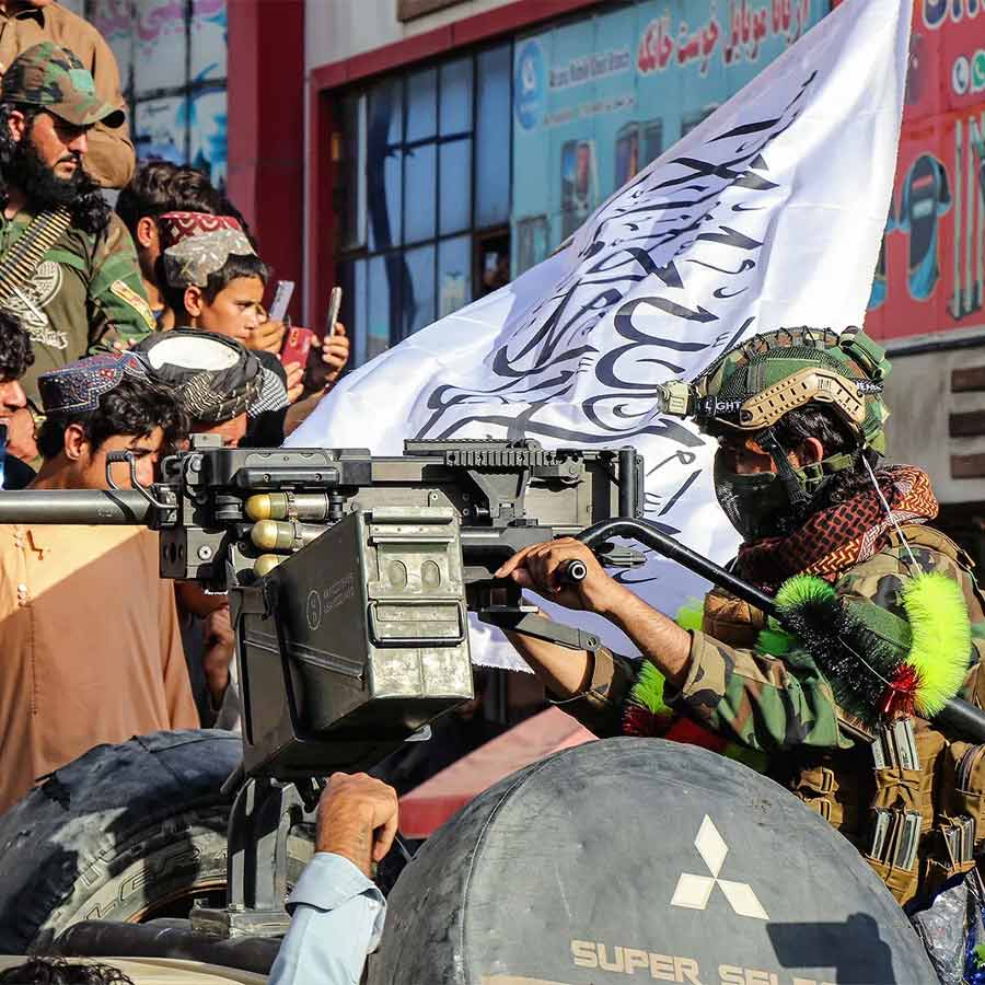 ফের উত্তপ্ত পাক-আফগান সীমান্ত।