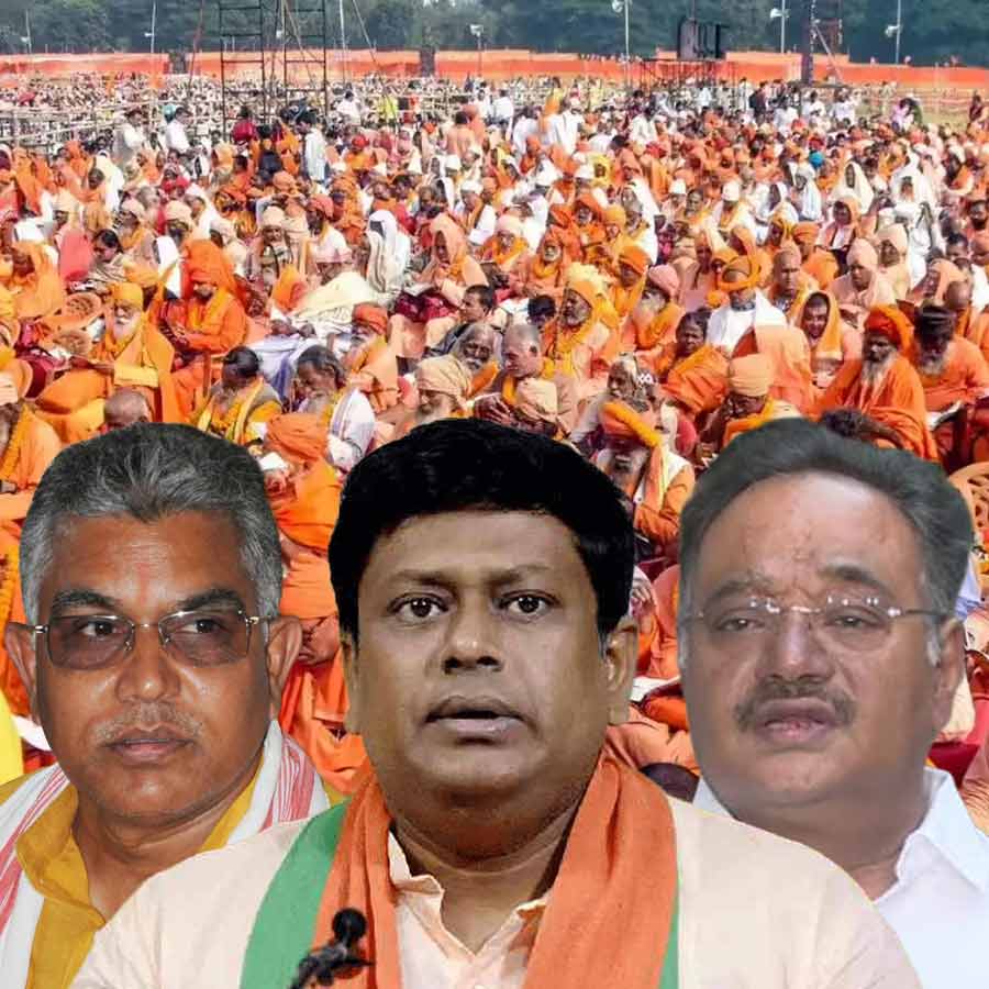 (বাঁ দিক থেকে) ব্রিগেডে গীতাপাঠের অনুষ্ঠানে উপস্থিত থাকবেন দিলীপ ঘোষ, সুকান্ত মজুমজার, শমীক ভট্টাচার্য।