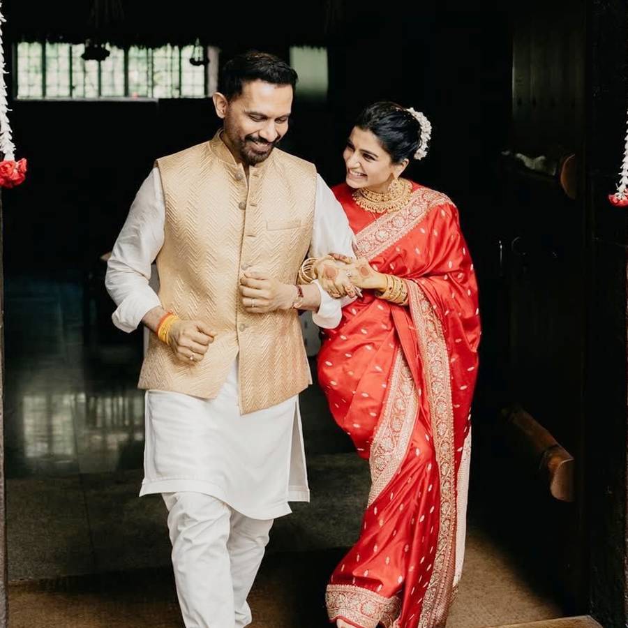 নবদম্পতি রাজ নিদিমোরু-সমান্থা রুথ প্রভু।