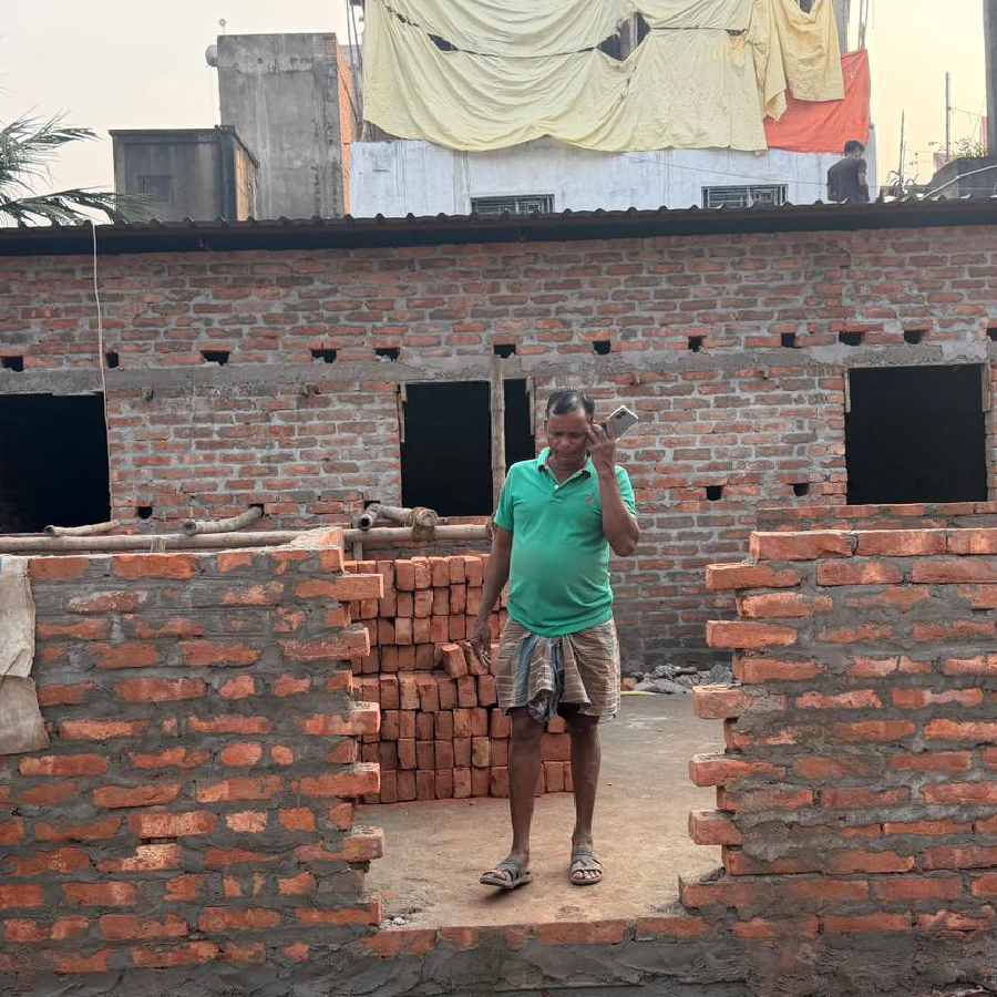 গার্ডেনরিচে কাইজার ইমামদের বাড়িতে নির্মাণকাজ চলছে।