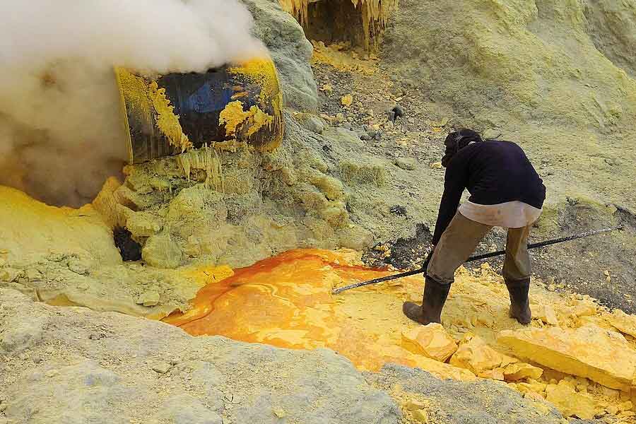 DRC and Rwanda signs peace deal under mediation of Donald Trump, how it benefits US 