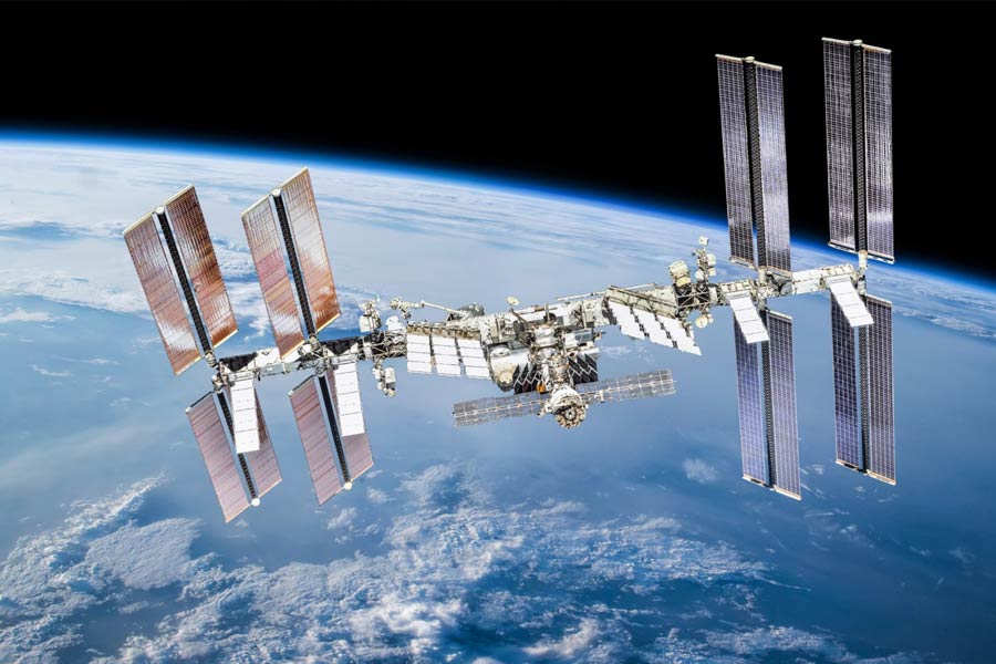 Vladimir Putin plan to sell advertising space on Russian spacecraft and launch vehicles