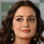 দিয়া মির্জ়া