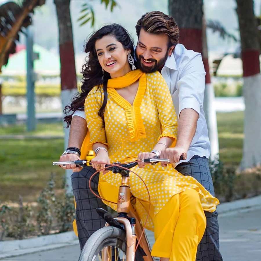 ‘অন্তরাত্মা’ ছবিতে শাকিব খান, দর্শনা বণিক।