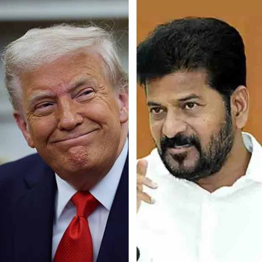 (বাঁ দিকে) ডোনাল্ড ট্রাম্প। রেবন্ত রেড্ডি (ডান দিকে)