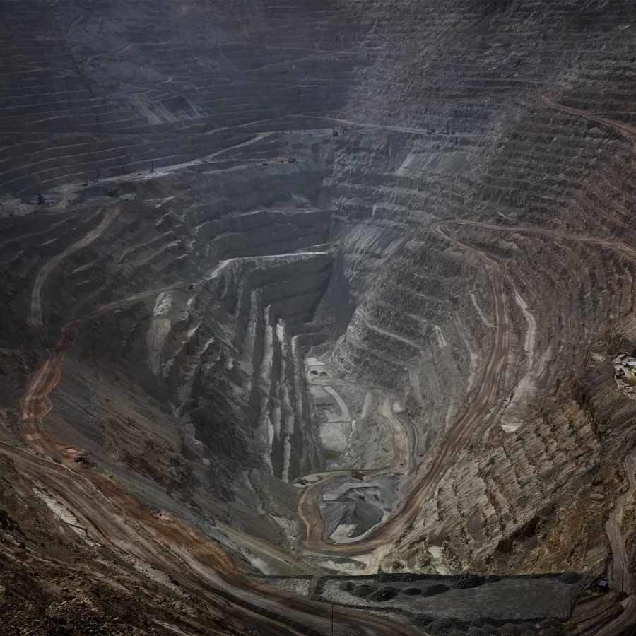 Argentina and Chile may become new economic superpower due to largest deposit of copper, gold and silver discover in Andes