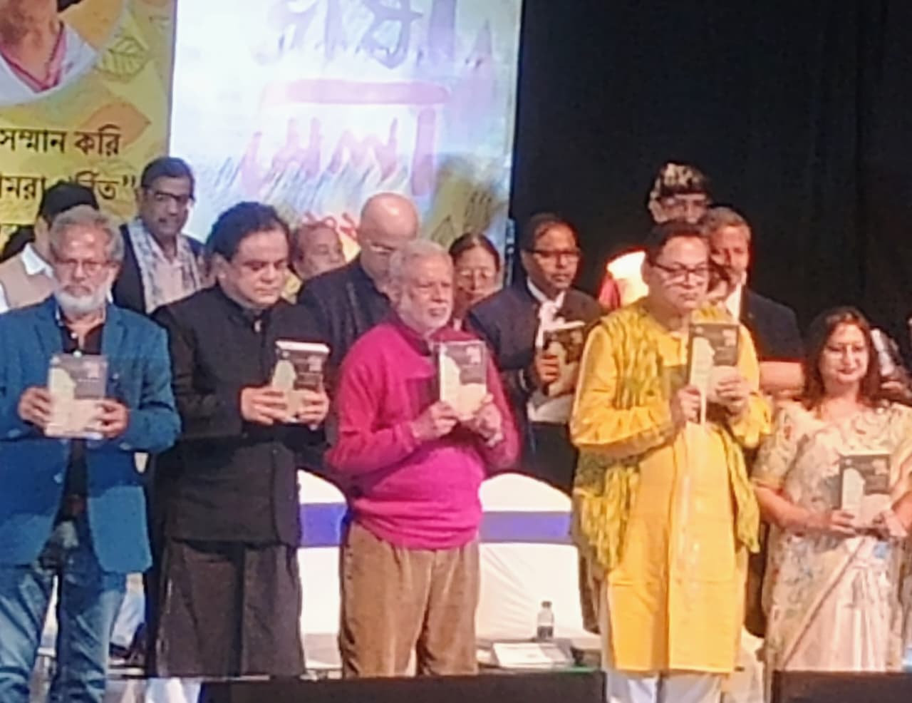 The department did not intervene in the fine imposed on the Board of Secondary Education, the schools deposited the money dgtl