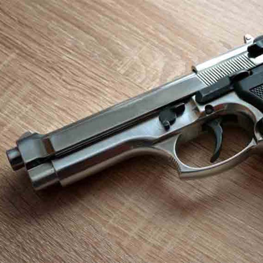 Agitation in a school of Howrah regarding a student entering school with firearms dgtld