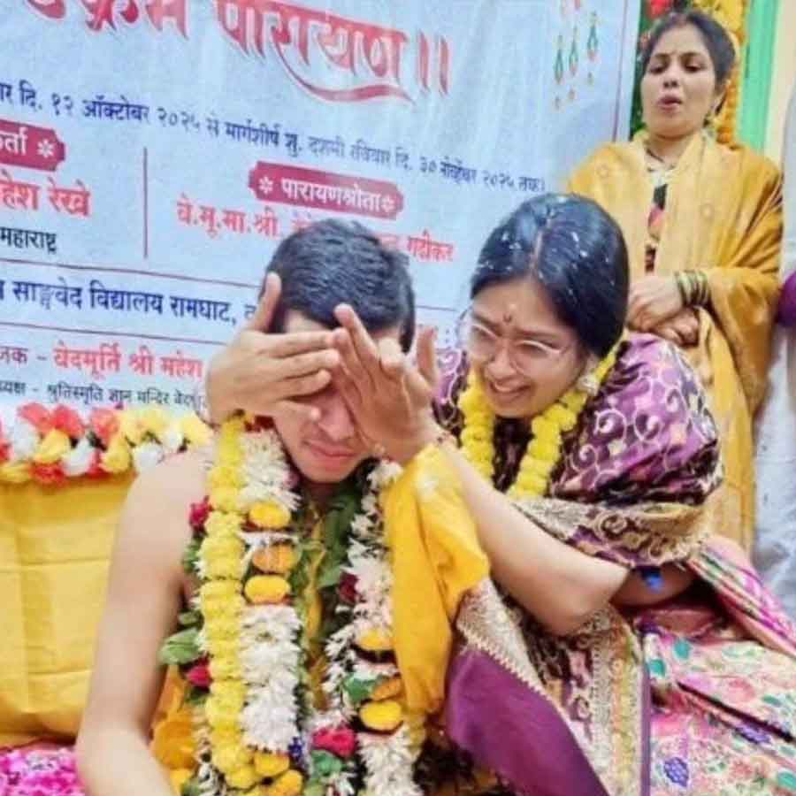 All need to know about Vedamurti Devavrat Mahesh Rekhe, 19 year old Vedic scholar praised by PM Narendra Modi for reciting 2,000 mantras