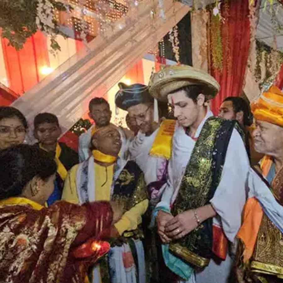 All need to know about Vedamurti Devavrat Mahesh Rekhe, 19 year old Vedic scholar praised by PM Narendra Modi for reciting 2,000 mantras