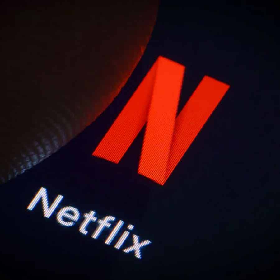 All need to know about why US President Donald Trump involving in Netflix and Warner Bros Bid