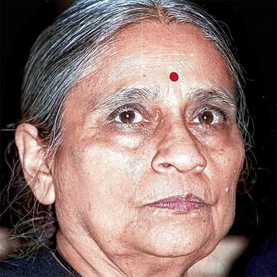 Ela Bhatt showed that if there is willpower and a sensitive mind, a lot can be done for people