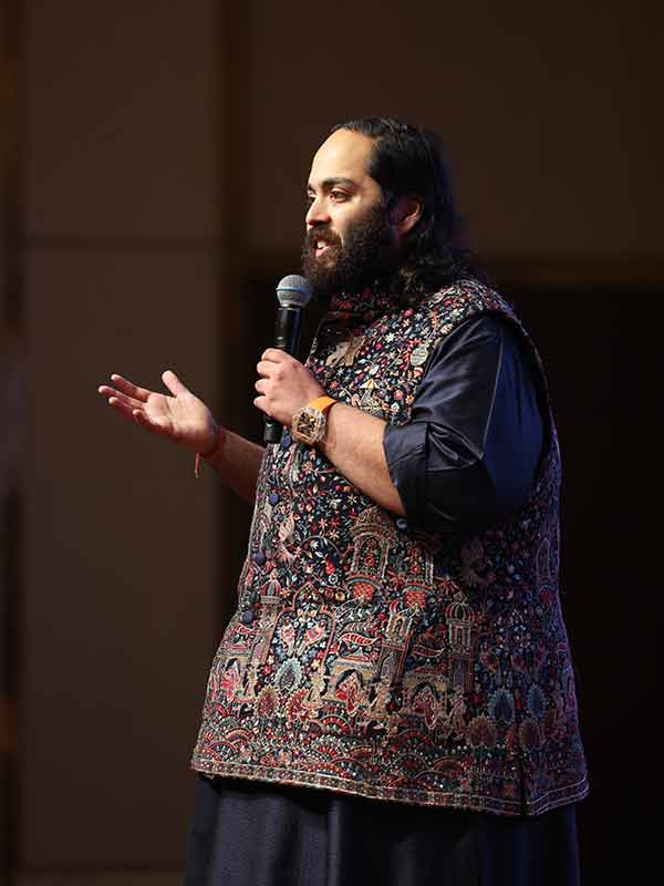 Global Humane Society presents Anant Ambani with Global Humanitarian Award for leadership in Wildlife conservation