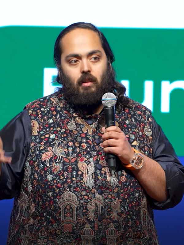 Global Humane Society presents Anant Ambani with Global Humanitarian Award for leadership in Wildlife conservation