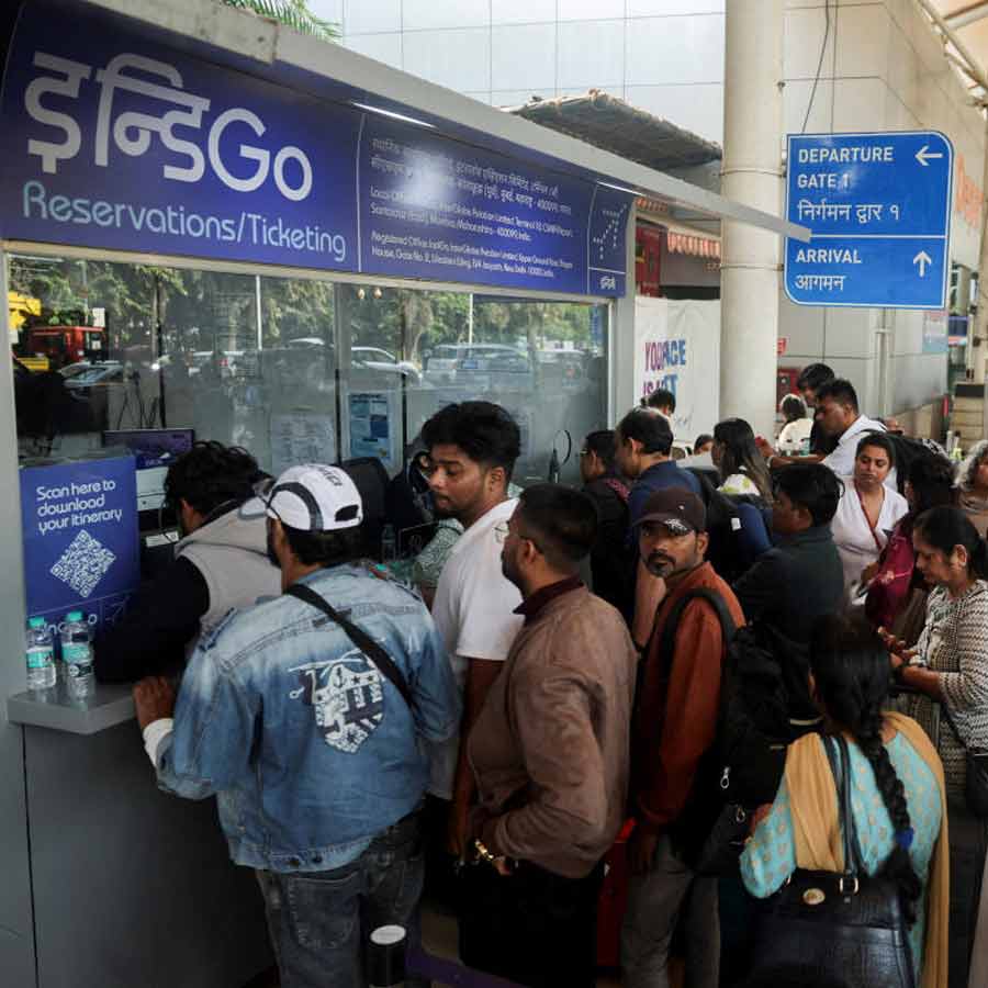 IndiGo flight crisis hits Delhi trade, many flight cancel on Wednesday