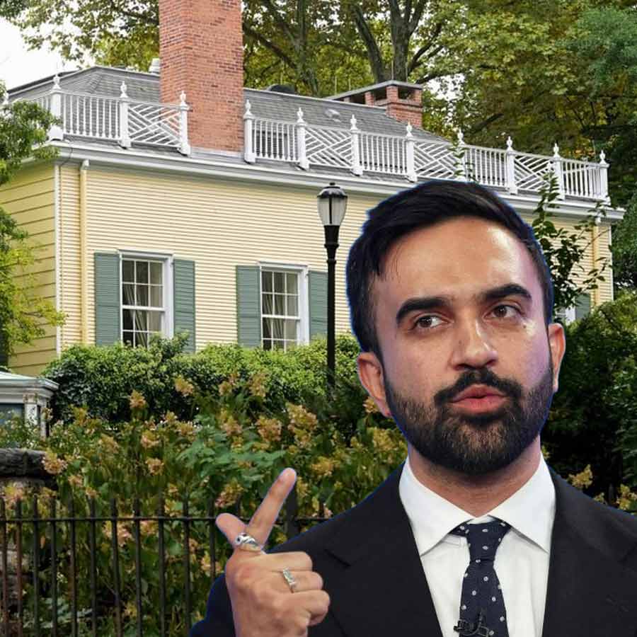 জ়োহরান মামদানি ও তাঁর এস্টোরিয়ার বাসভবন।