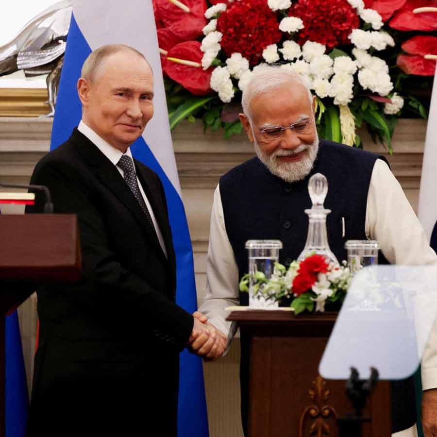 India did not sign for Su-57 or S-400 with Russia, what Delhi get from visit of Vladimir Putin