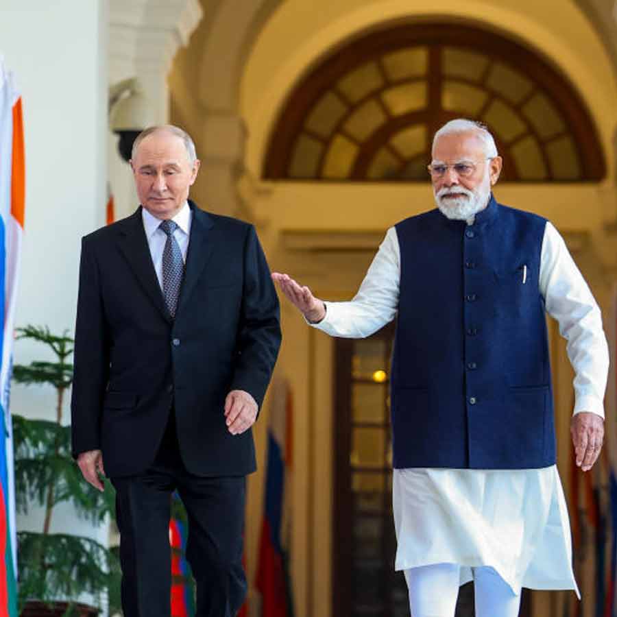 India did not sign for Su-57 or S-400 with Russia, what Delhi get from visit of Vladimir Putin