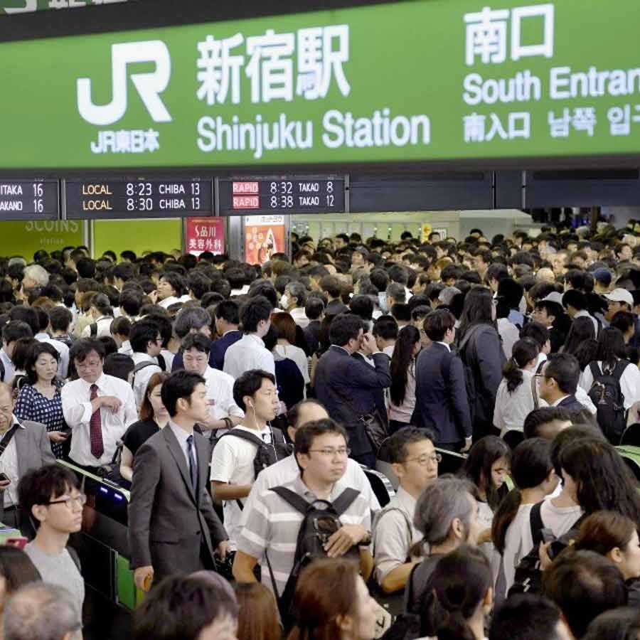 All need to know about Japan’s Shinjuku Station, known as Busiest station of the world