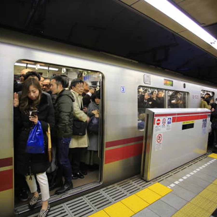 All need to know about Japan’s Shinjuku Station, known as Busiest station of the world